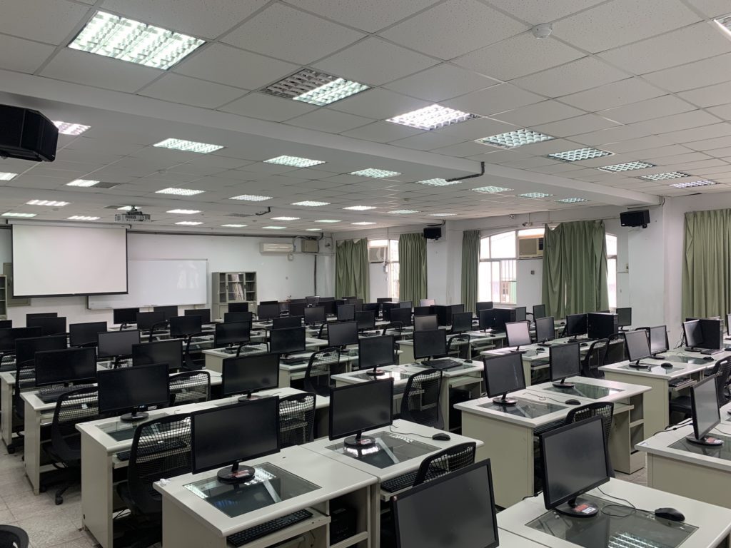 電腦教室含教室白版等區域示意圖